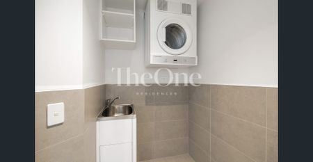 Luxury High-Riser two bedrooms apartment with stunning views, carpark access and Premium amenities - Photo 3