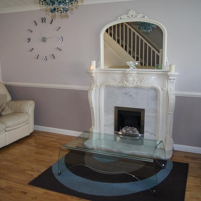 3 bedroom semi-detached house to rent - Photo 1