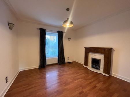 3 bedroom maisonette to rent - Photo 2