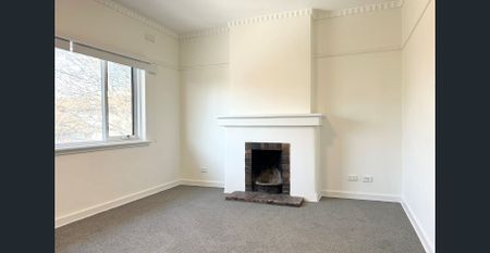 Spacious living - water usage included! - Photo 3