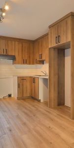 4 ½ à Saint-Jacques entièrement rénové - disponible dès maintenant - Photo 3