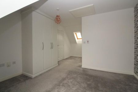 3 bedroom semi-detached house to rent - Photo 4