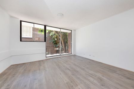 Unit 6/481 Old South Head Road, Rose Bay. - Photo 3