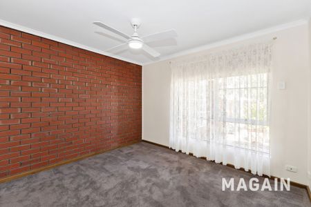 What a gem - Make this your home! - Photo 3