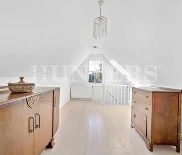 3 bedroom flat to rent - Photo 4