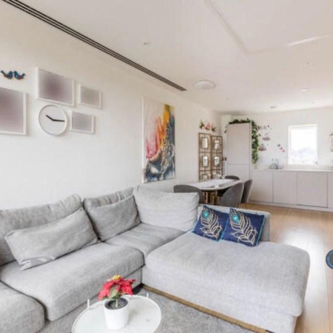 3 bedroom flat to rent - Photo 1