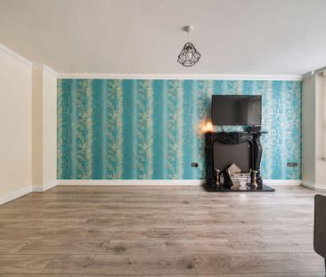 4 bedroom townhouse to rent - Photo 1