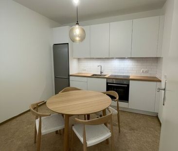 Großzügige 2-Raum Wohnung mit Loggia in einem attraktiven Stadtvier... - Photo 5