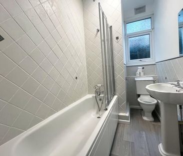 2 bedroom ground floor flat to rent - Photo 6