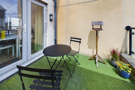 2 bedroom apartment to rent - Photo 3