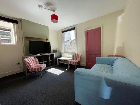 4 bedroom house share to rent - Photo 1