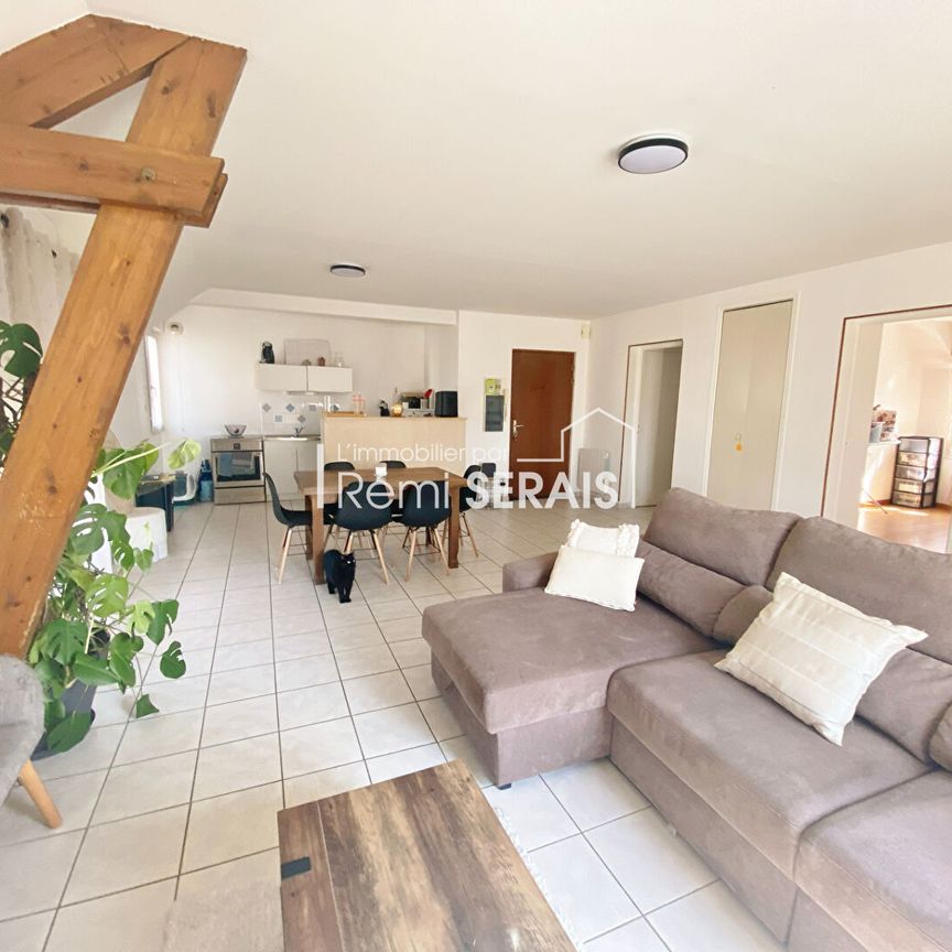Location Appartement 3 pièces 70m² - Photo 1