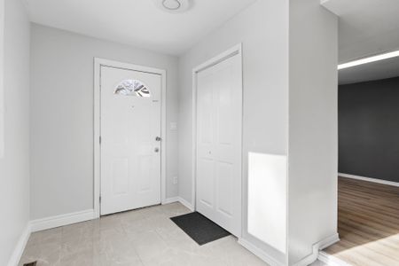 For Lease - 115 Kinnear Street Unit# 1, Port Colborne, Ontario - Photo 2