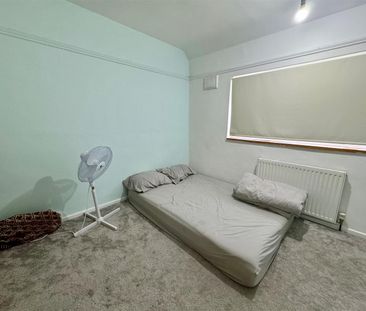 Woodleigh Avenue, Leigh-On-Sea - Photo 3