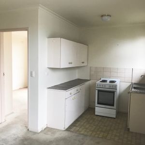 12/41 Carroll Crescent, Glen Iris VIC 3146 - Apartment For Rent | Domain - Photo 2