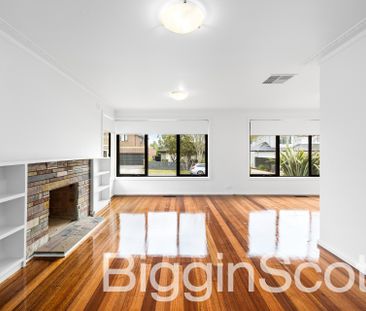 Your Newly Renovated Family Home - Photo 6