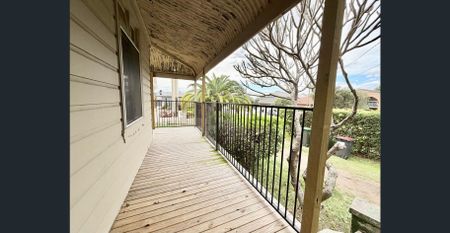 Charming Family Home in Wiley Park!! - Photo 2