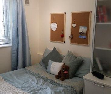 4 bedroom house share to rent - Photo 4