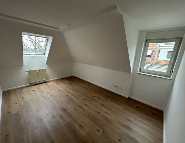 Helle 3-Raumwohnung im Herzen der Stadt ! - Foto 1