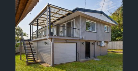 Beautifully RenovatedFamily Living with Dual-Living Flexibility - Photo 5