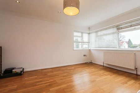 Walton Avenue, Harrow, HA2 - Photo 2