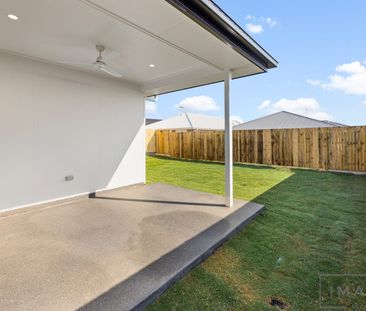 15 Boomi Ave, South Maclean, Qld 4280 - Photo 6