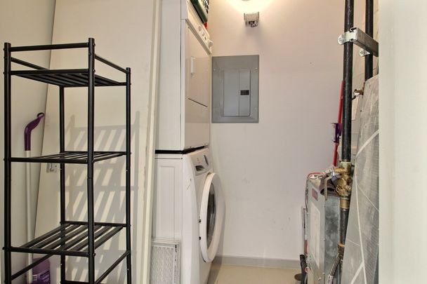 Condo for rent, Montréal (Ville-Marie) - Photo 1