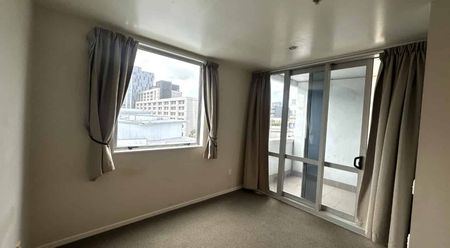 Central City Apartment - Photo 5