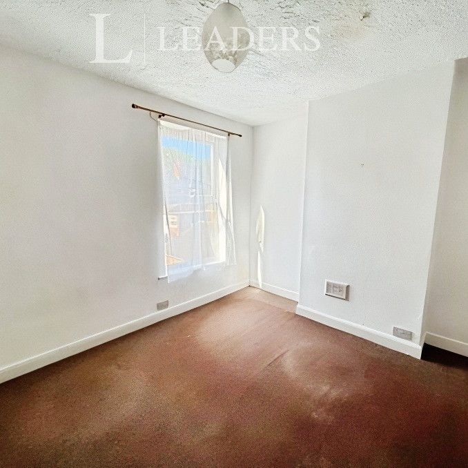 3 bedroom mid-terrace to rent Humber Road South, NG9 - Photo 1