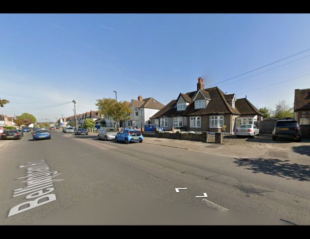 Studio Flat, Bellingham Road, SE6 - Photo 1