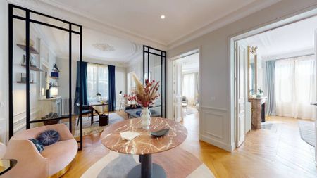 Rental Apartment Paris 1st Palais-Royal - Photo 3