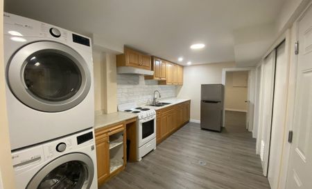 1110 St. Patrick Crescent – Lower - Photo 5