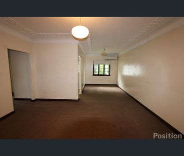 32 Woonga Drive, Ashgrove, Qld 4060 - Photo 6