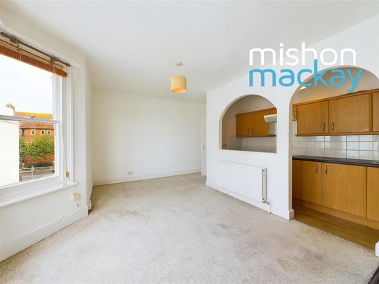 1 bedroom flat to rent - Photo 1
