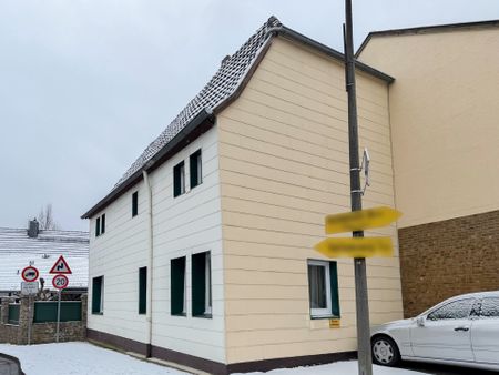 Solides, unterkellertes Einfamilienhaus mit optionalem Stellplatz zur Miete! - Foto 3