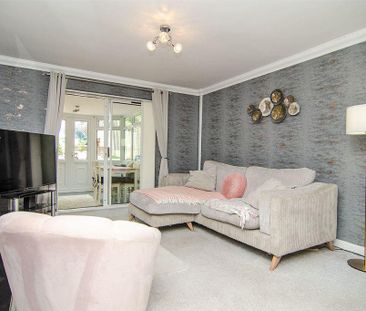 2 bedroom terraced house to rent - Photo 2