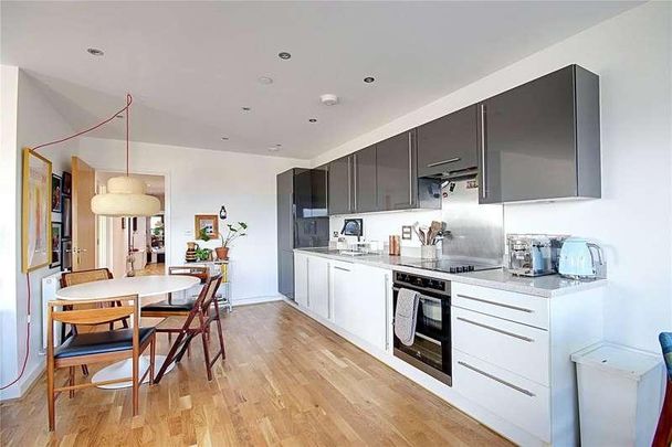 Pinnacle House, Colman Parade, Southbury Road, Enfield, EN1 - Photo 1