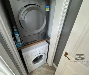 3 bedroom end of terrace house to rent - Photo 1