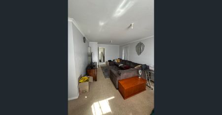 Welcome Home to the Heart of Whittington! - Photo 5