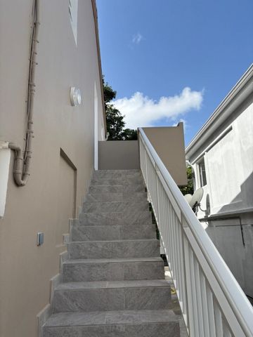 T3 1er étage rénové avec terrasse à Fond Lada - Fort de France - Photo 3