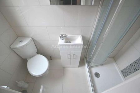 Wokingham Road, Reading, RG6 - Photo 3