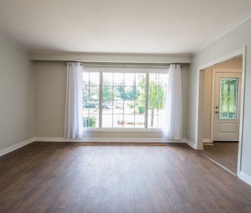 For Lease - 8 Weber Drive, Halton Hills, Ontario - Photo 6