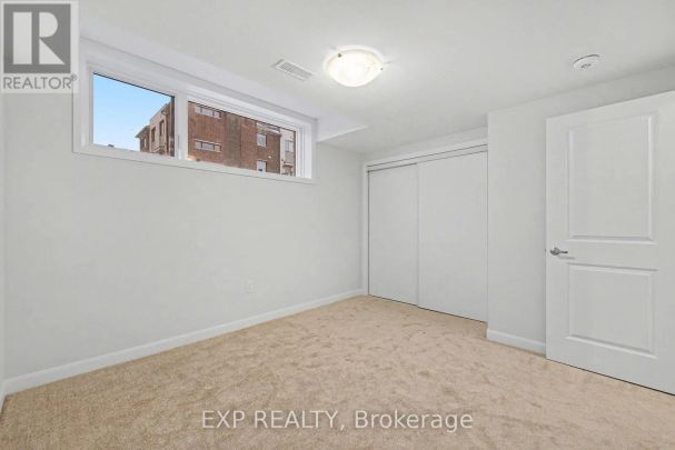 1116 CREEKWAY PRIVATE - Photo 1