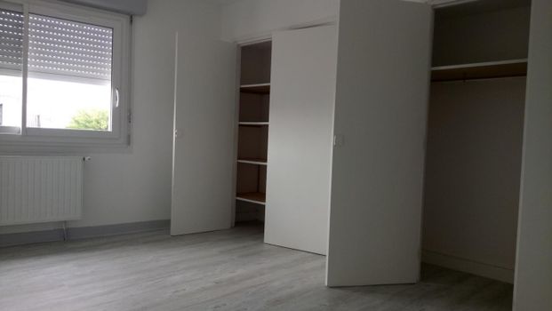 Appartement de 5 pièces de 142 m² à louer à LARMOR-PLAGE - Photo 1