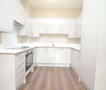 Malvern Road, Hornchurch, Essex, RM11 - Photo 2