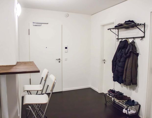 Room in Bernhard-Weiß-Straße, Berlin for 92 m² with 5 bedrooms - Foto 1