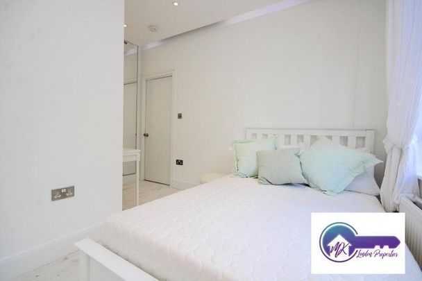 1 bedroom in a flat share to rent - Photo 1