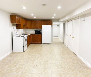 For Lease - 71 Belfry Drive Unit# #2, Newmarket, Ontario - Photo 1