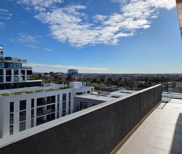 Stylish Penthouse Living – Prime Location near Chadstone & Oakleigh - Photo 1