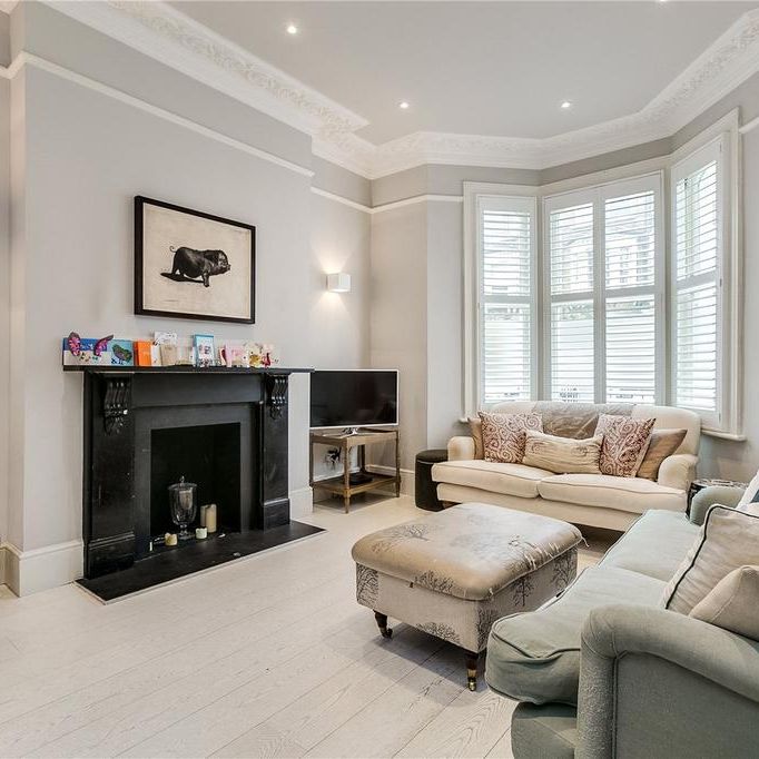 6 bedroom terraced house to rent - Photo 1